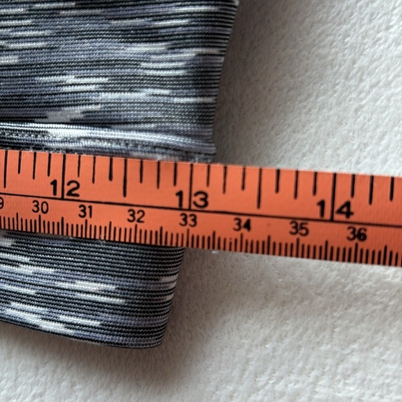 NWT ZYIA ACTIVE Grey & Sage Luxe Strappy Women's Sports Bra - Picture 10 of 11